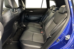 sininen Toyota Corolla Cross 2022 kuva 10.