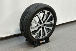 sininen Toyota Corolla Cross 2022 kuva 13.