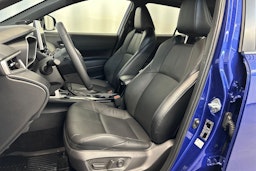 sininen Toyota Corolla Cross 2022 kuva 14.