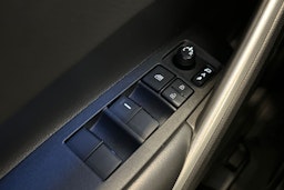 sininen Toyota Corolla Cross 2022 kuva 29.