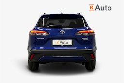 sininen Toyota Corolla Cross 2023 kuva 3.