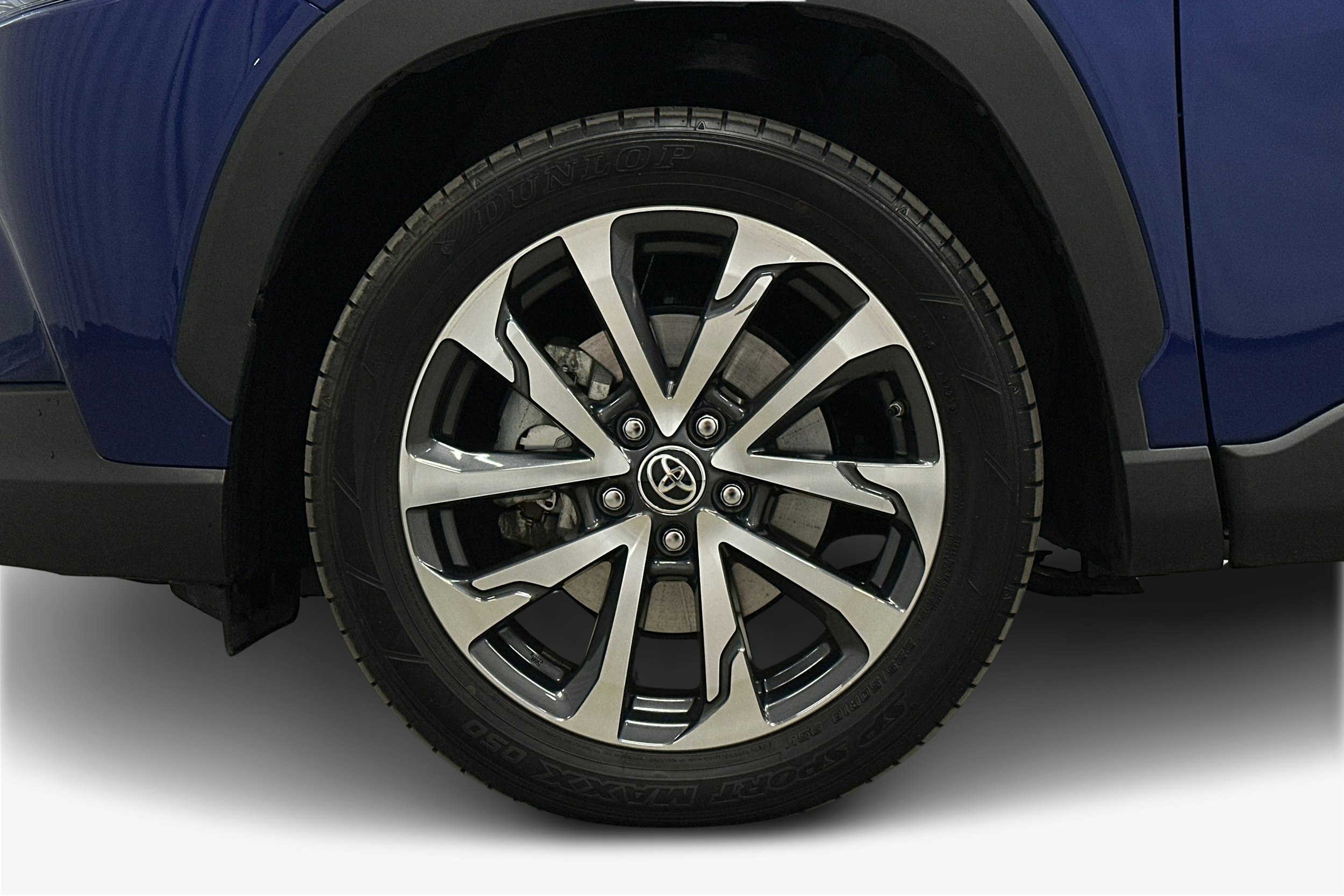 sininen Toyota Corolla Cross 2023 kuva 11.