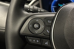 sininen Toyota Corolla Cross 2023 kuva 18.