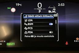 sininen Toyota Corolla Cross 2023 kuva 21.