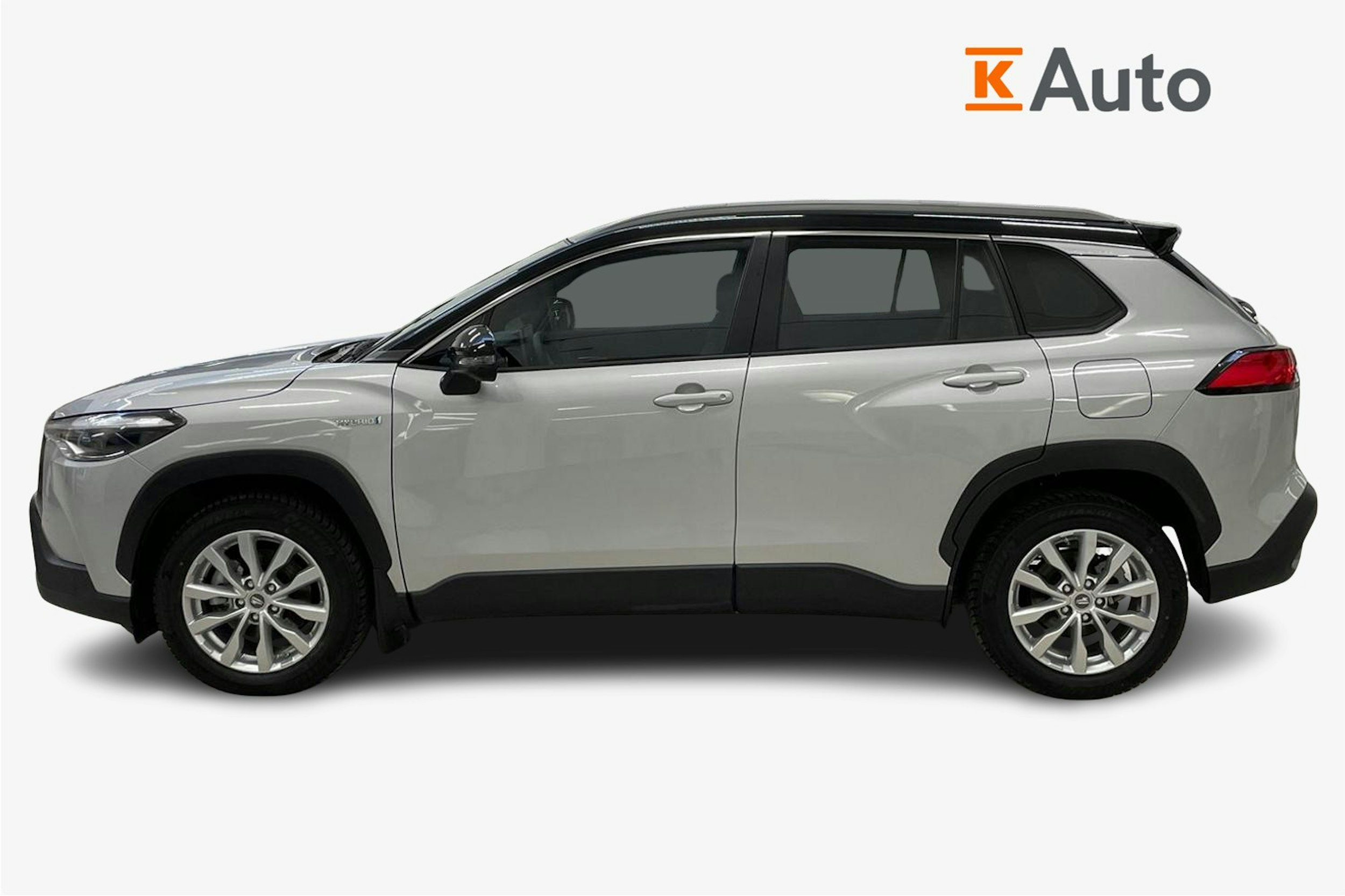 harmaa Toyota Corolla Cross 2023 kuva 9.