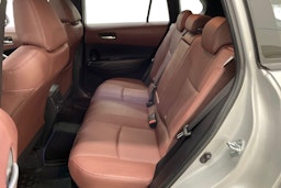 harmaa Toyota Corolla Cross 2023 kuva 13.