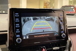 harmaa Toyota Corolla Cross 2023 kuva 24.