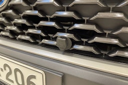 harmaa Toyota Corolla Cross 2023 kuva 33.