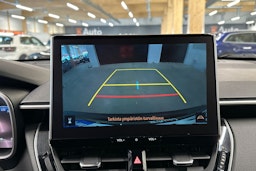 musta Toyota Corolla Cross 2023 kuva 15.