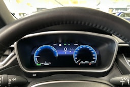 musta Toyota Corolla Cross 2023 kuva 21.