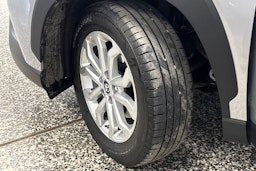 hopea Toyota Corolla Cross 2024 kuva 13.
