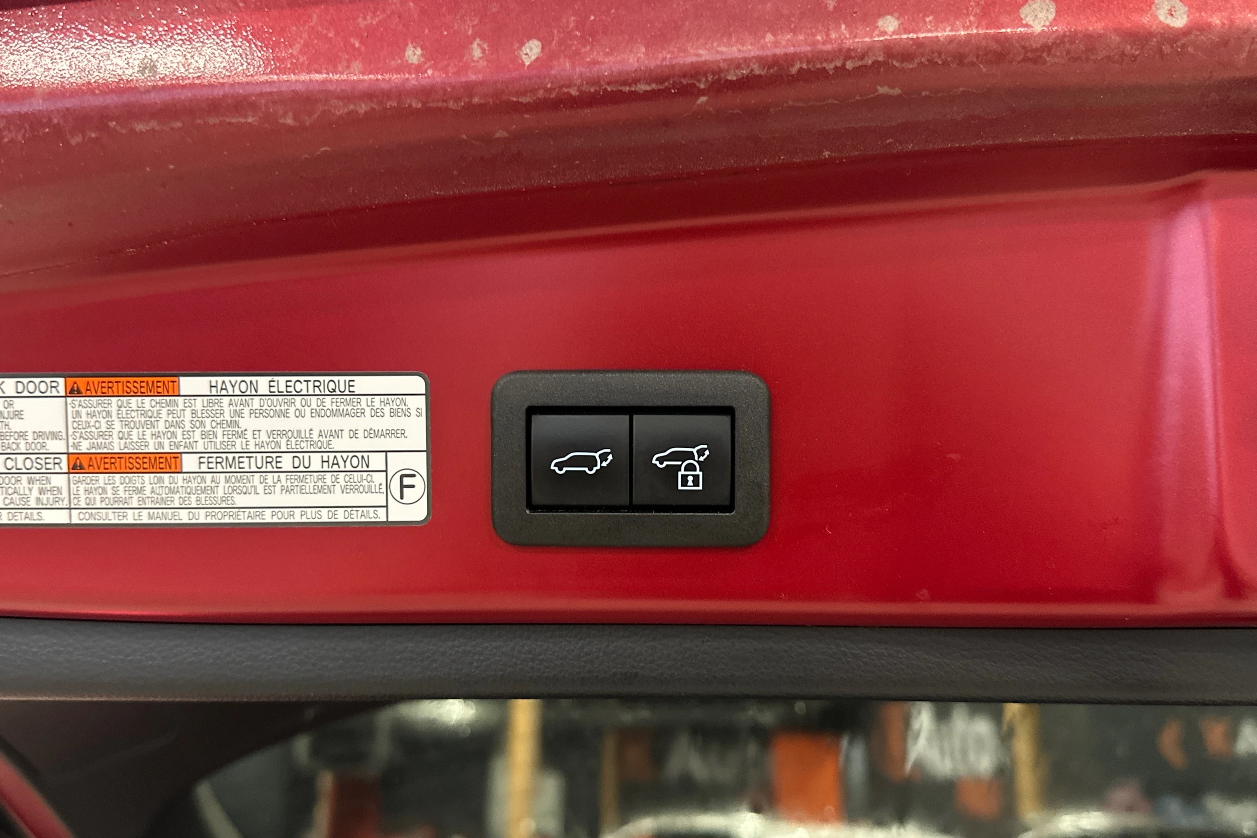punainen Toyota Corolla Cross 2024 kuva 5.
