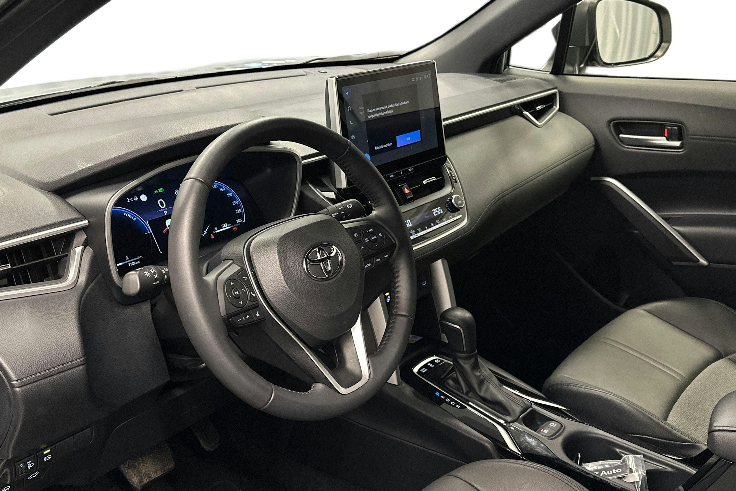 hopea Toyota Corolla Cross 2025 kuva 7.