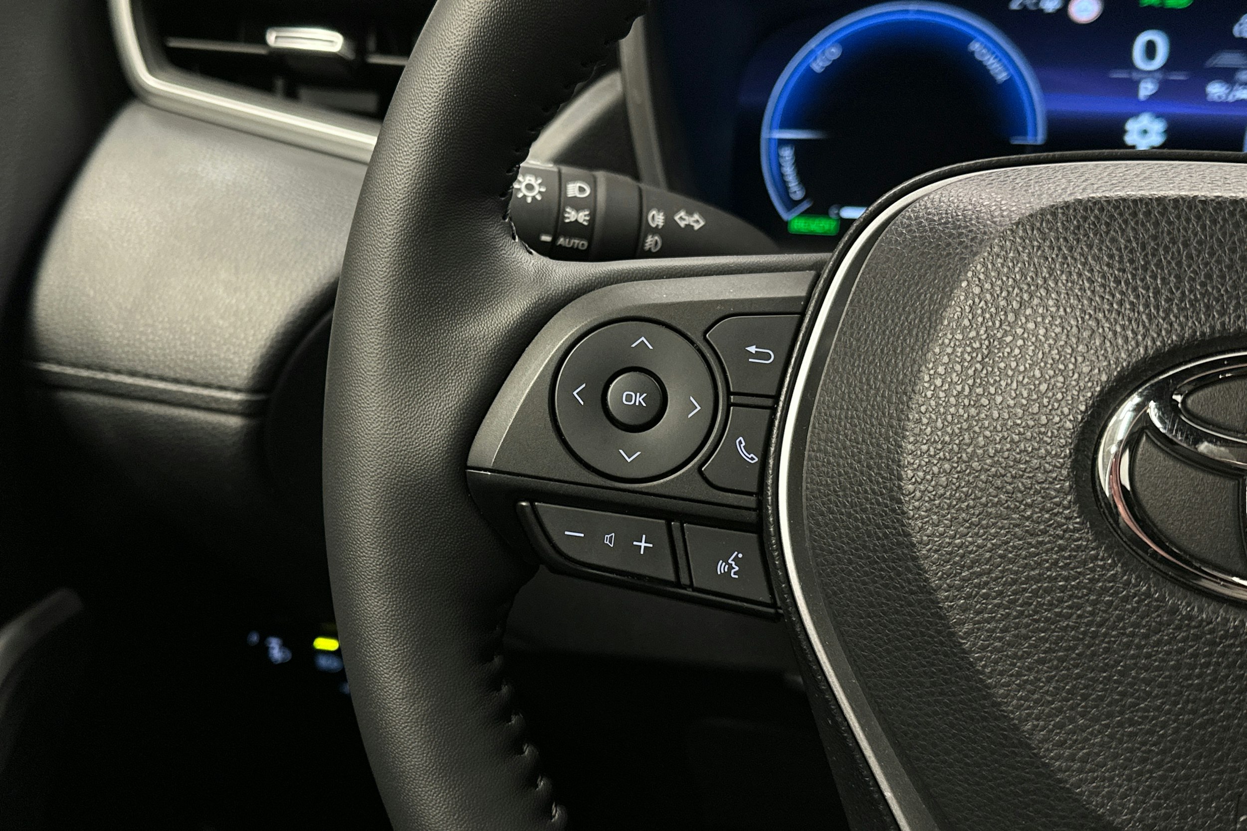 hopea Toyota Corolla Cross 2025 kuva 19.