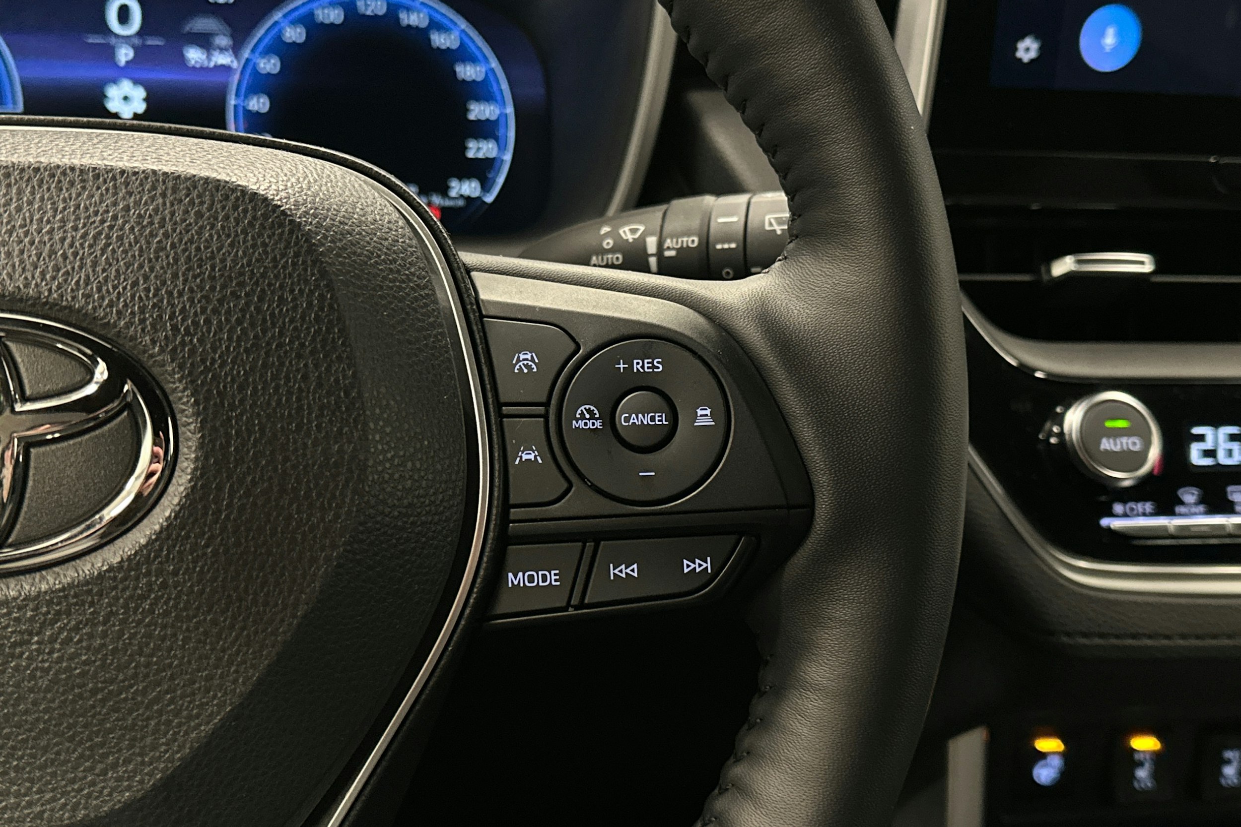 hopea Toyota Corolla Cross 2025 kuva 20.