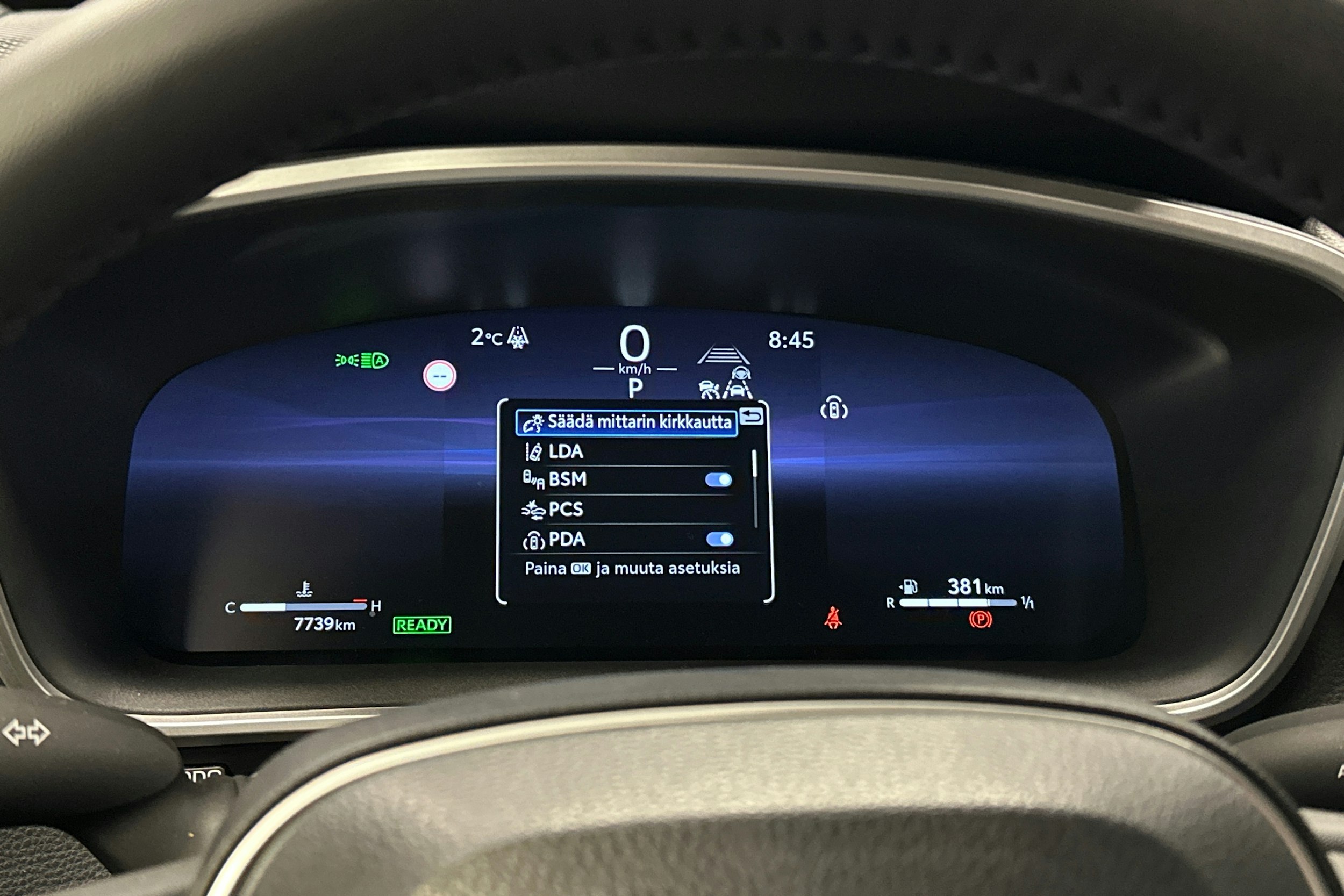 hopea Toyota Corolla Cross 2025 kuva 23.