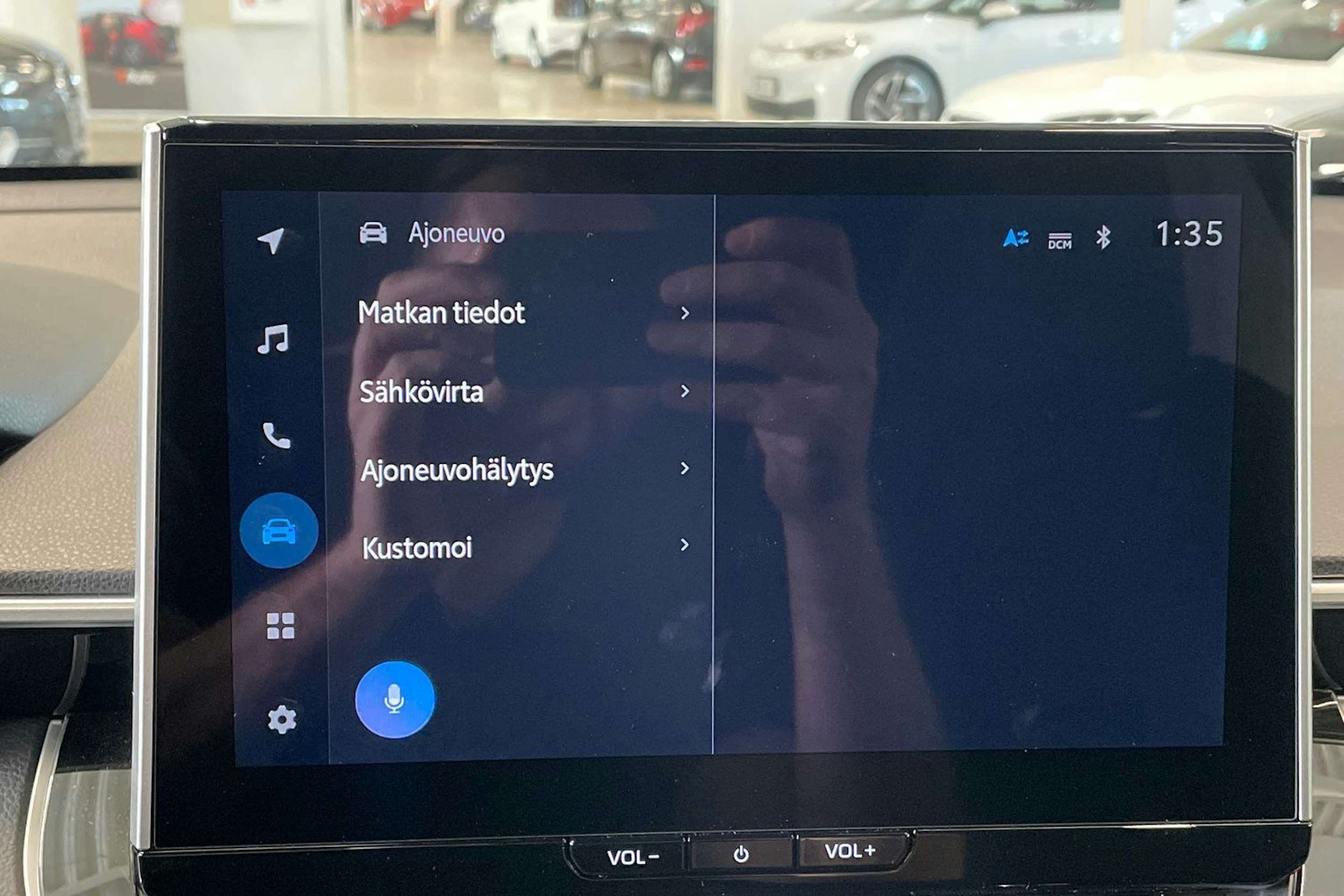 musta Toyota Corolla Cross 2025 kuva 25.