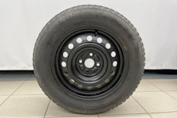 Punainen Toyota Corolla Verso 2003 kuva 10.