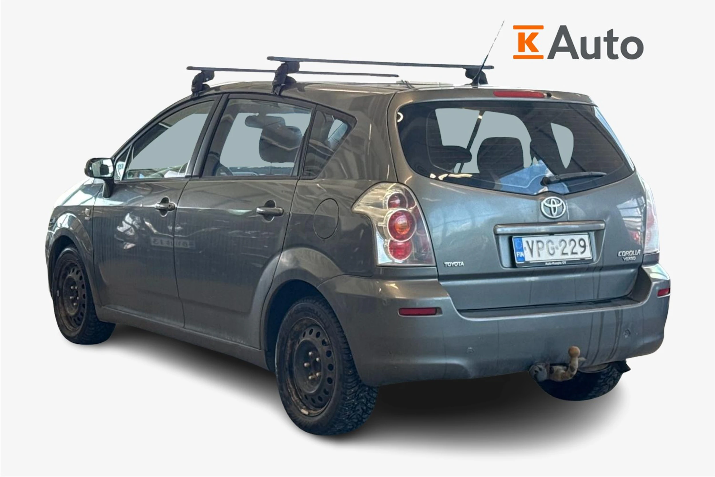 Harmaa Toyota Corolla Verso 2004 kuva 2.