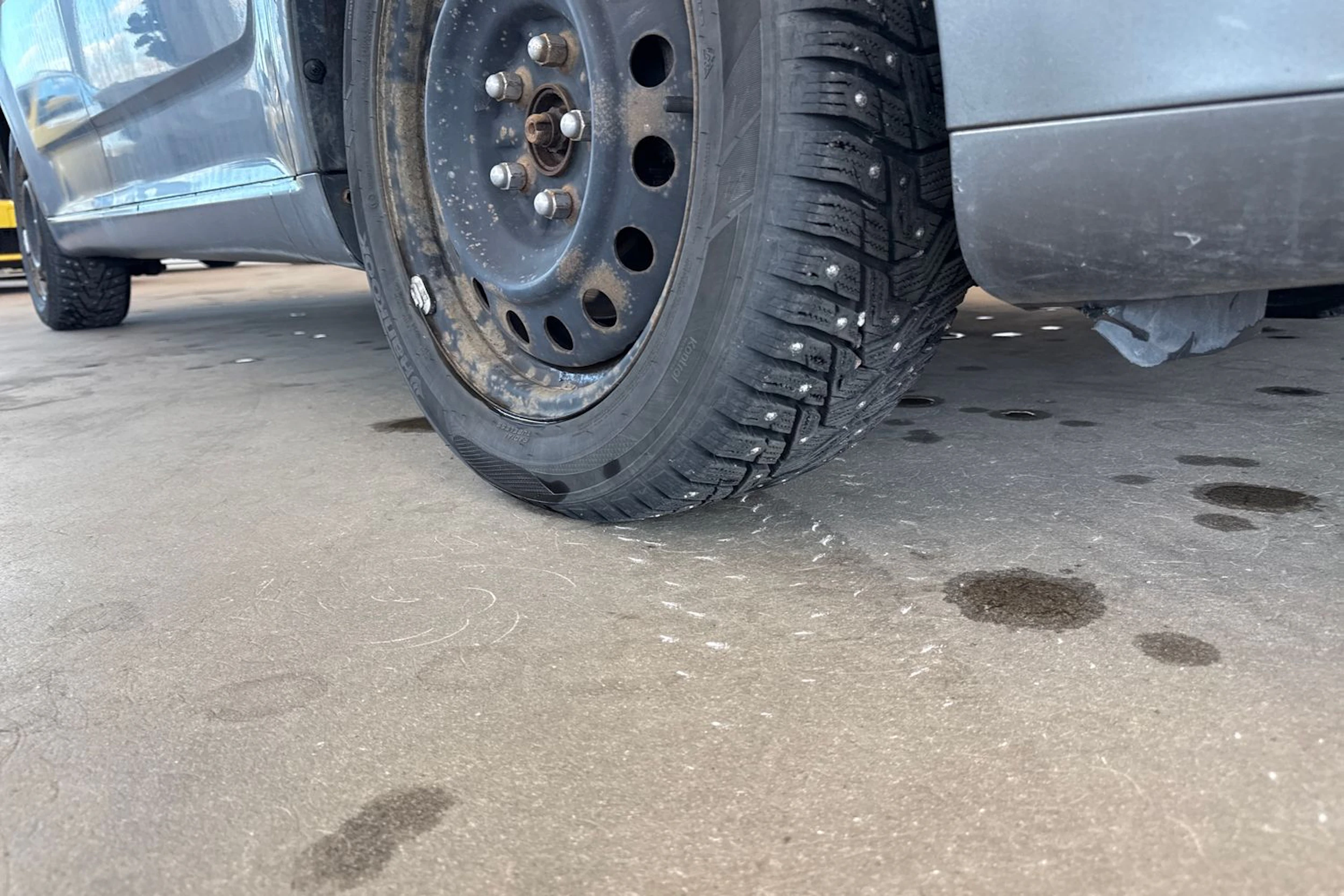 Harmaa Toyota Corolla Verso 2004 kuva 34.