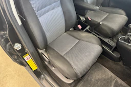 musta Toyota Corolla Verso 2004 kuva 16.