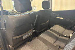 musta Toyota Corolla Verso 2004 kuva 18.