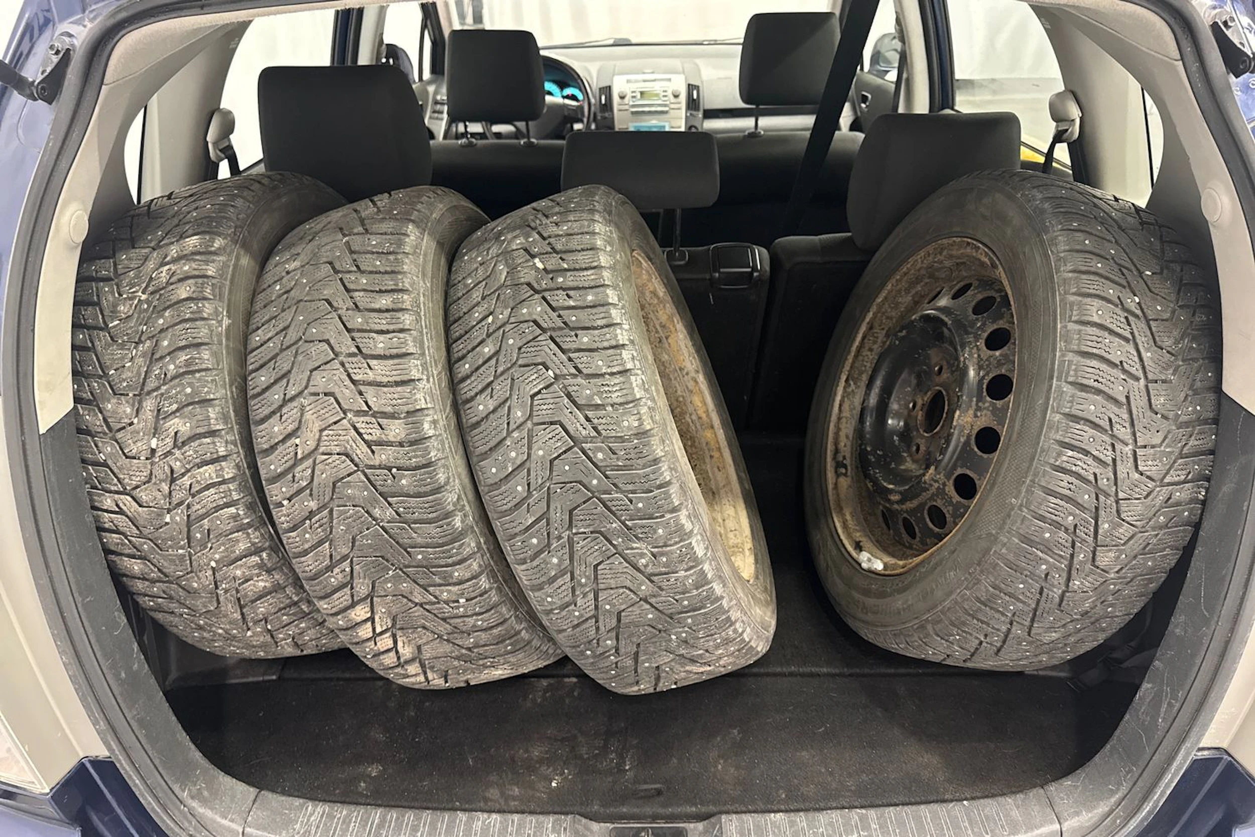 sininen Toyota Corolla Verso 2005 kuva 12.