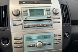 harmaa Toyota Corolla Verso 2005 kuva 22.