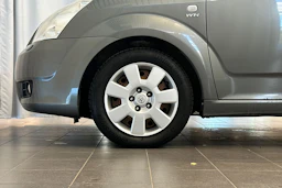 harmaa Toyota Corolla Verso 2005 kuva 23.