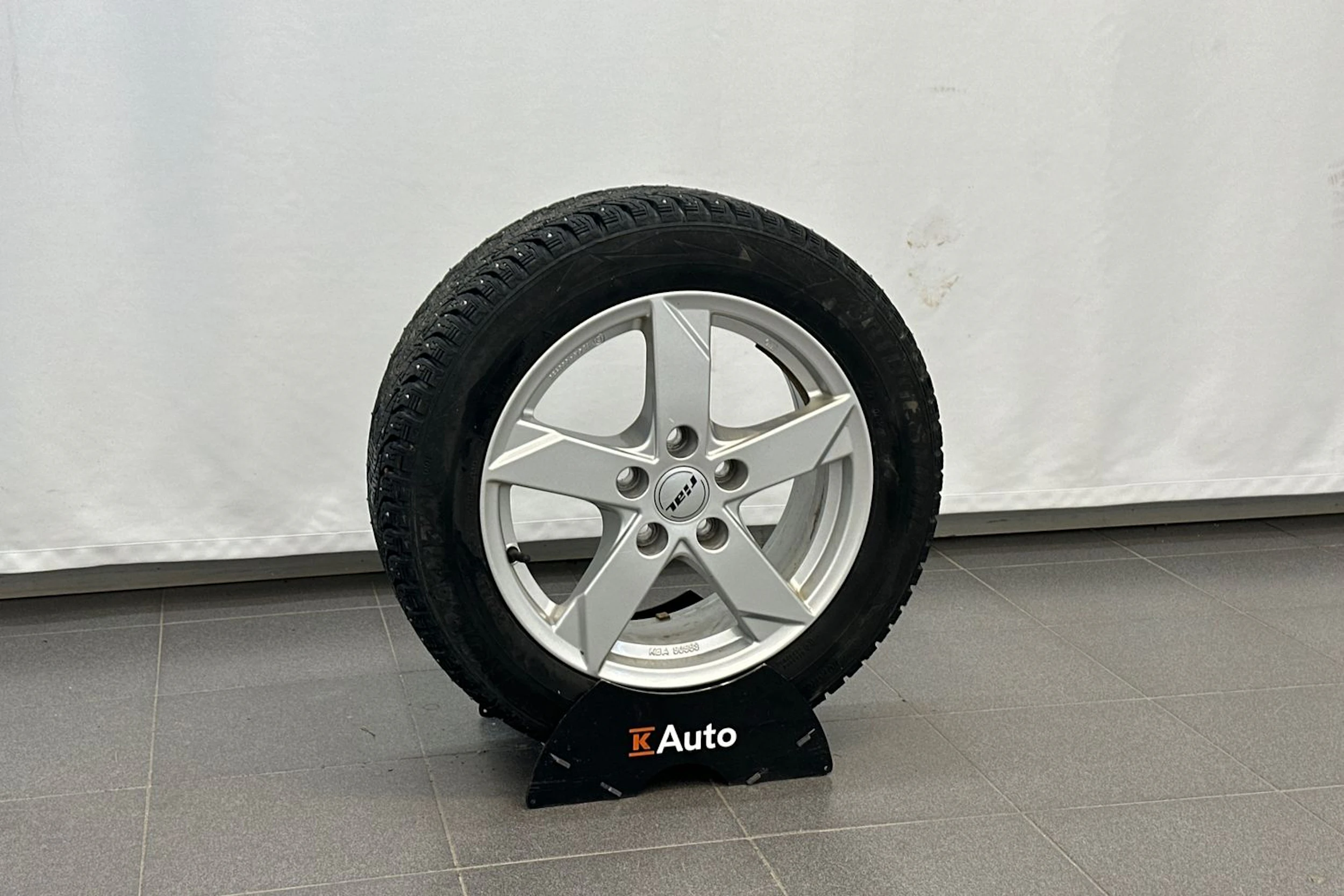 harmaa Toyota Corolla Verso 2005 kuva 25.