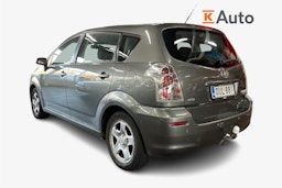 Hopea Toyota Corolla Verso 2005 kuva 2.