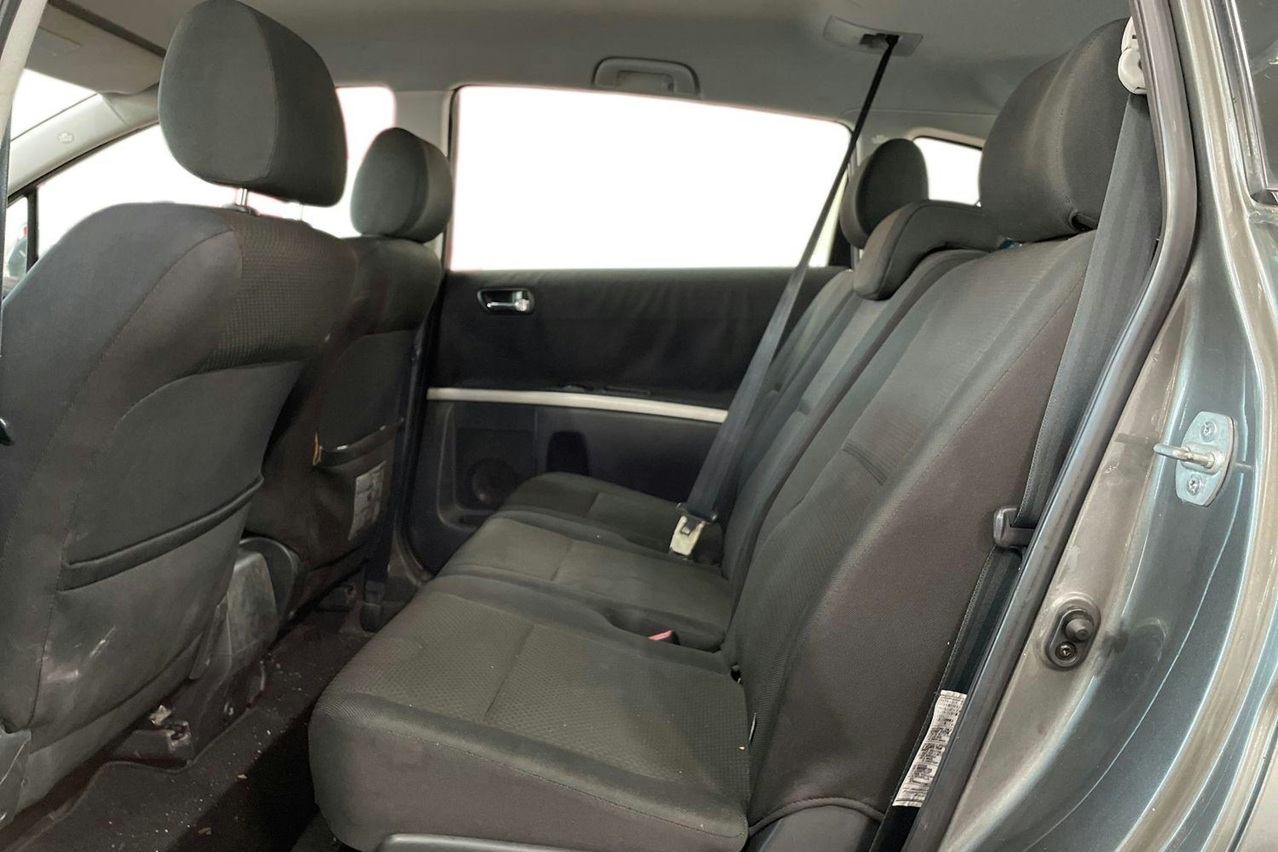 Hopea Toyota Corolla Verso 2005 kuva 10.