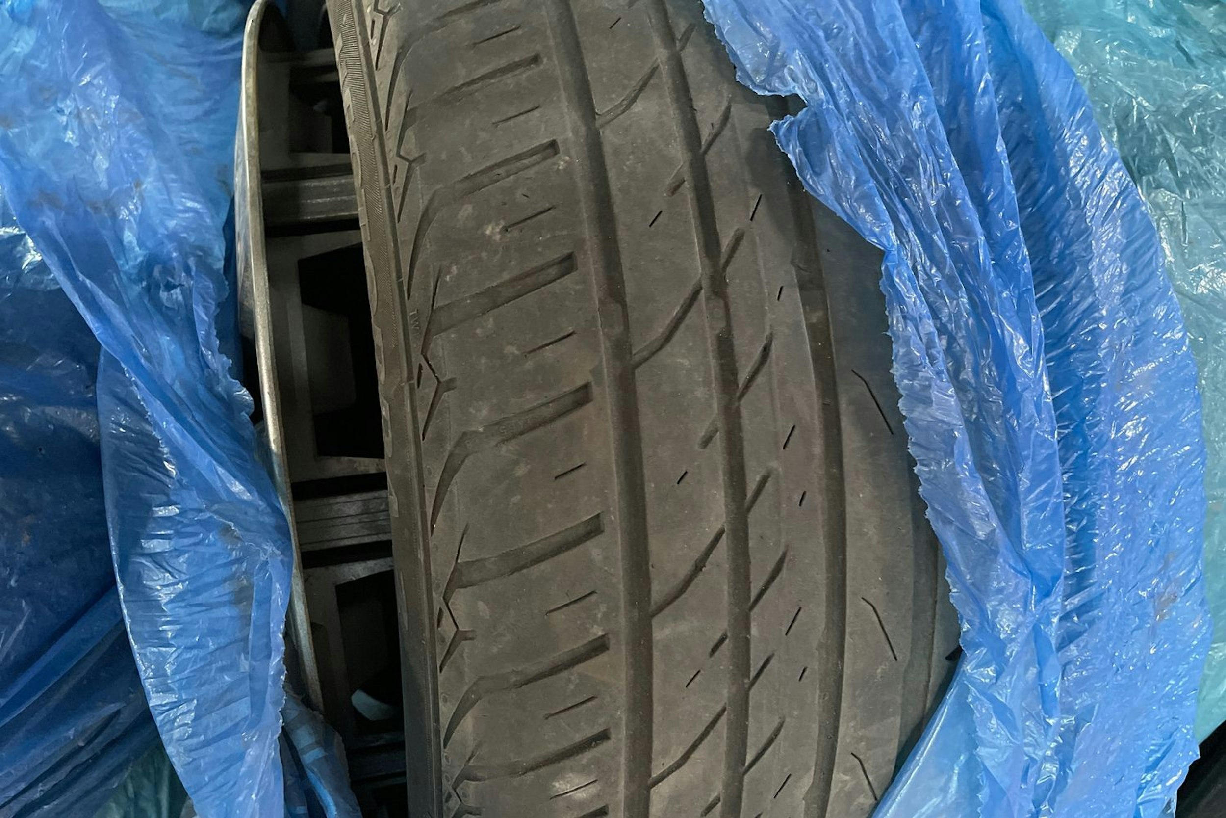 Hopea Toyota Corolla Verso 2005 kuva 13.