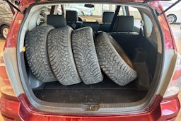 Punainen Toyota Corolla Verso 2005 kuva 16.