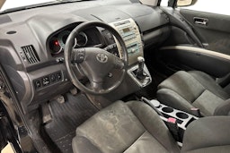 Musta Toyota Corolla Verso 2006 kuva 7.