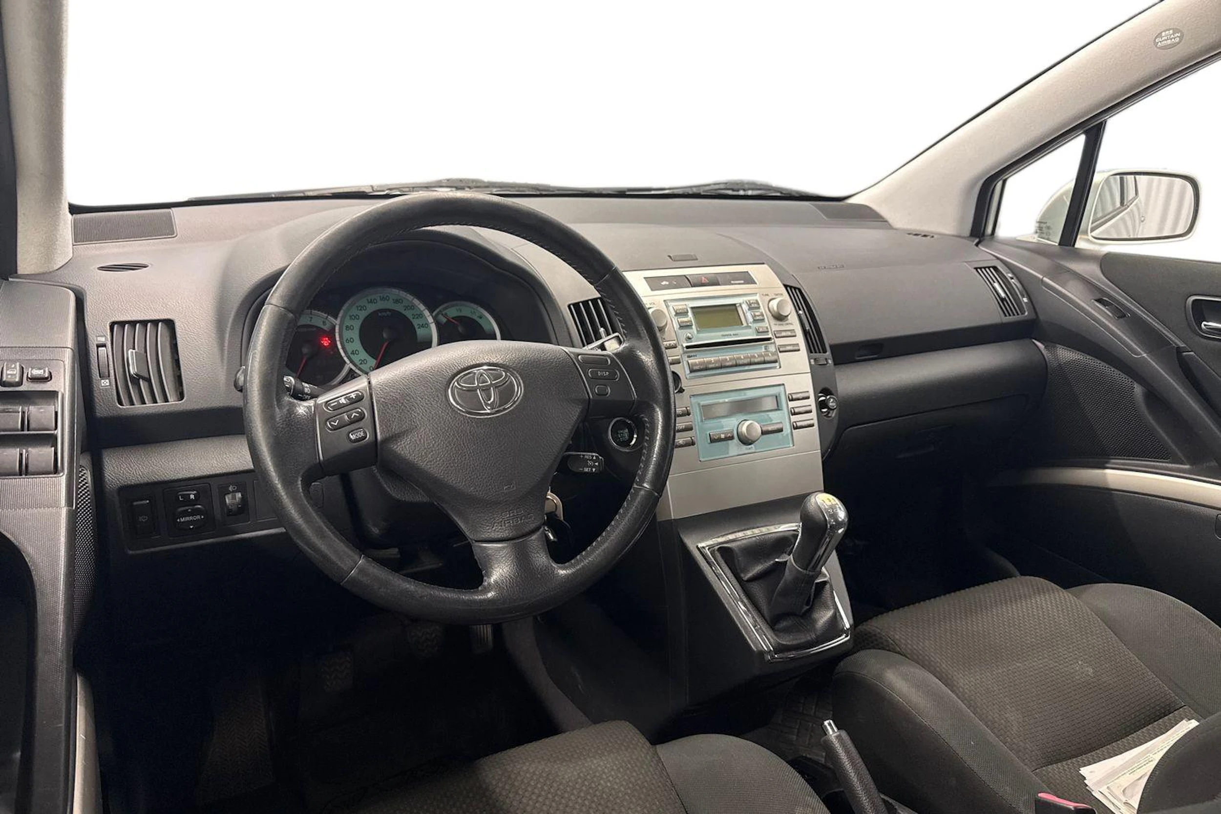 hopea Toyota Corolla Verso 2006 kuva 9.