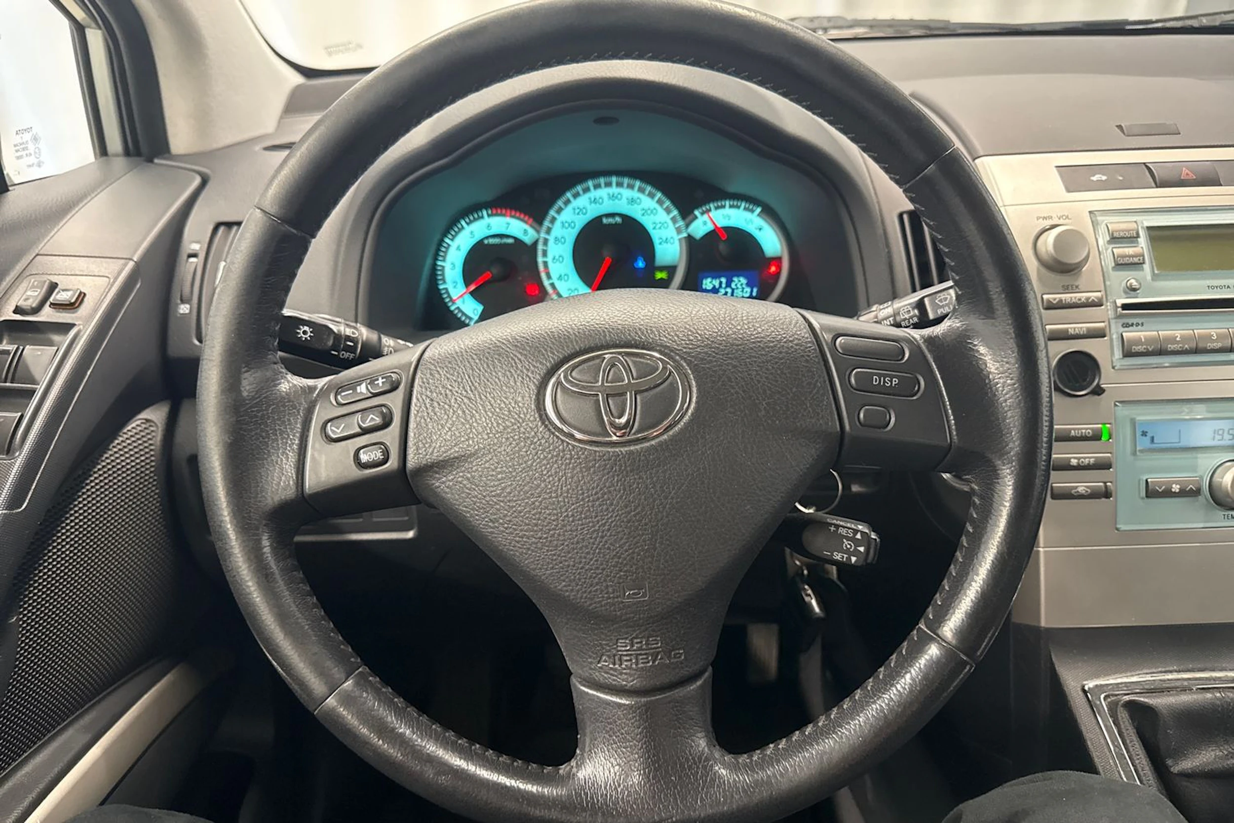 hopea Toyota Corolla Verso 2006 kuva 34.