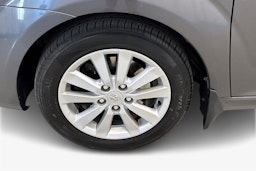 harmaa Toyota Corolla Verso 2007 kuva 9.