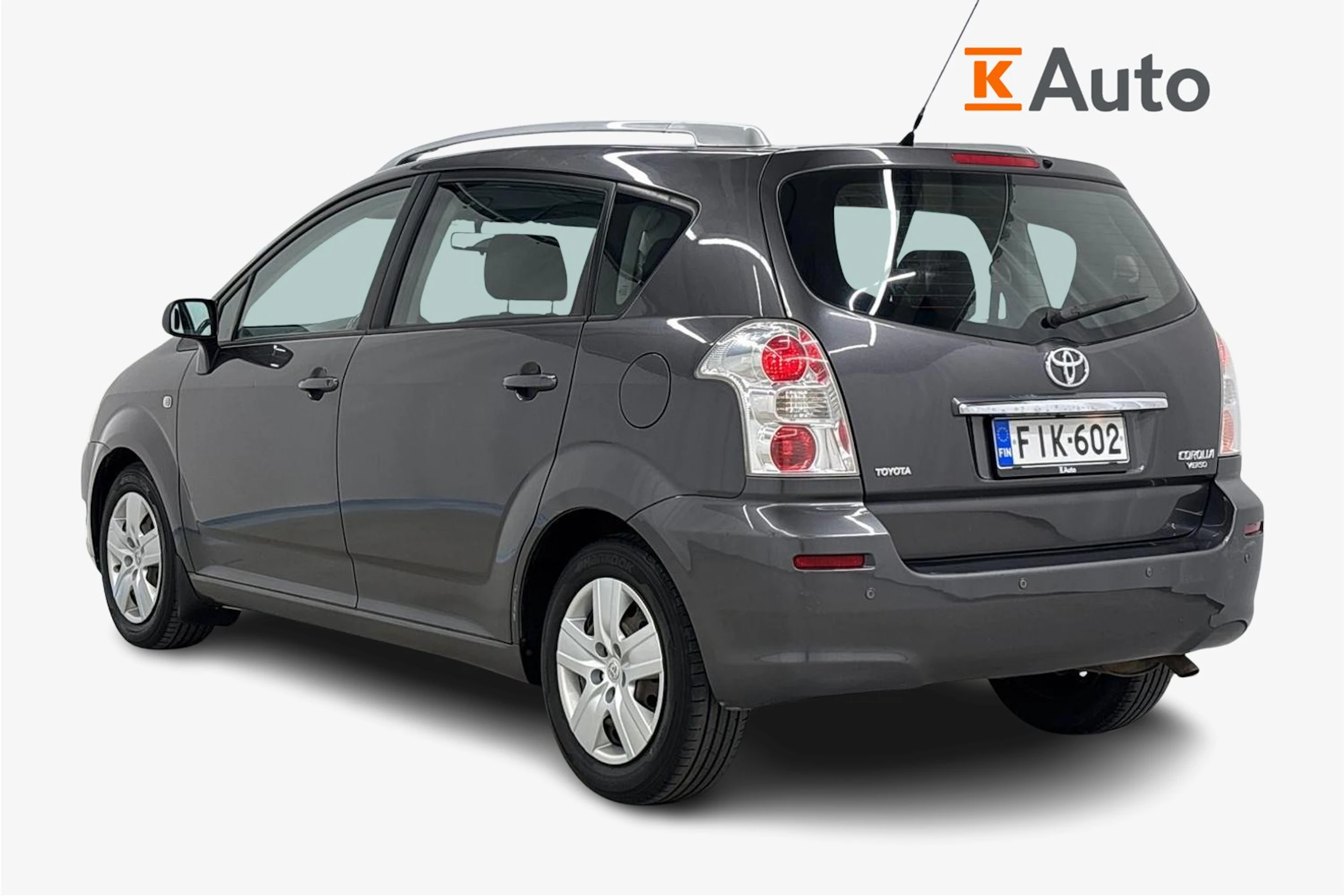 harmaa Toyota Corolla Verso 2008 kuva 2.