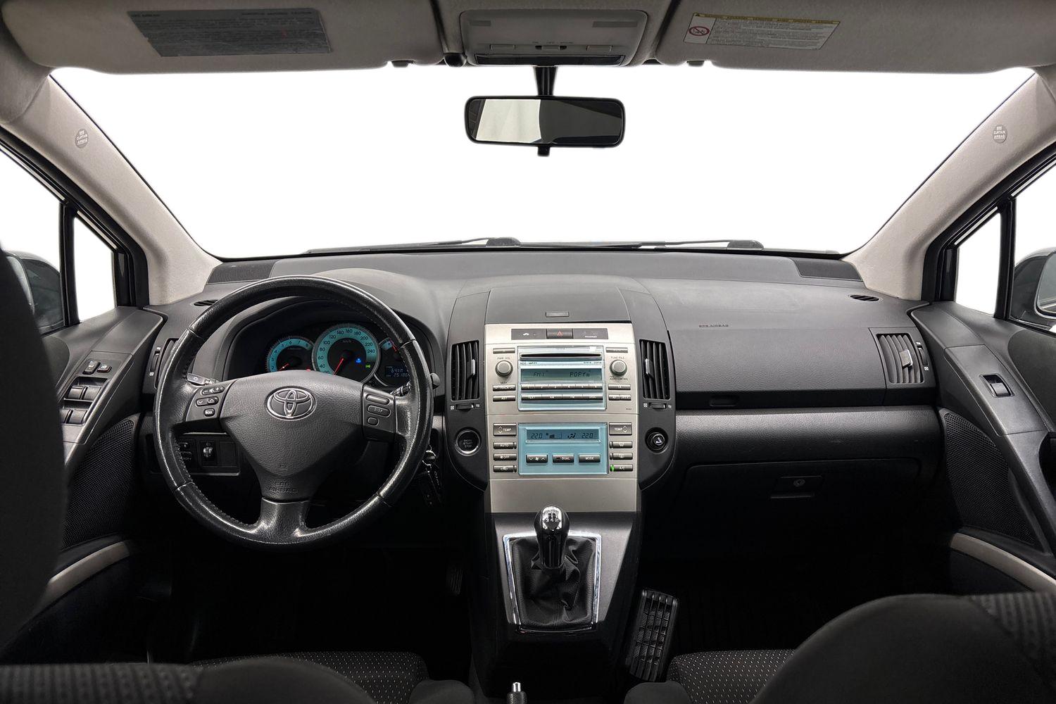 Toyota Corolla Verso 2008, bild 7/18