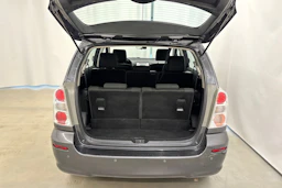 harmaa Toyota Corolla Verso 2008 kuva 18.