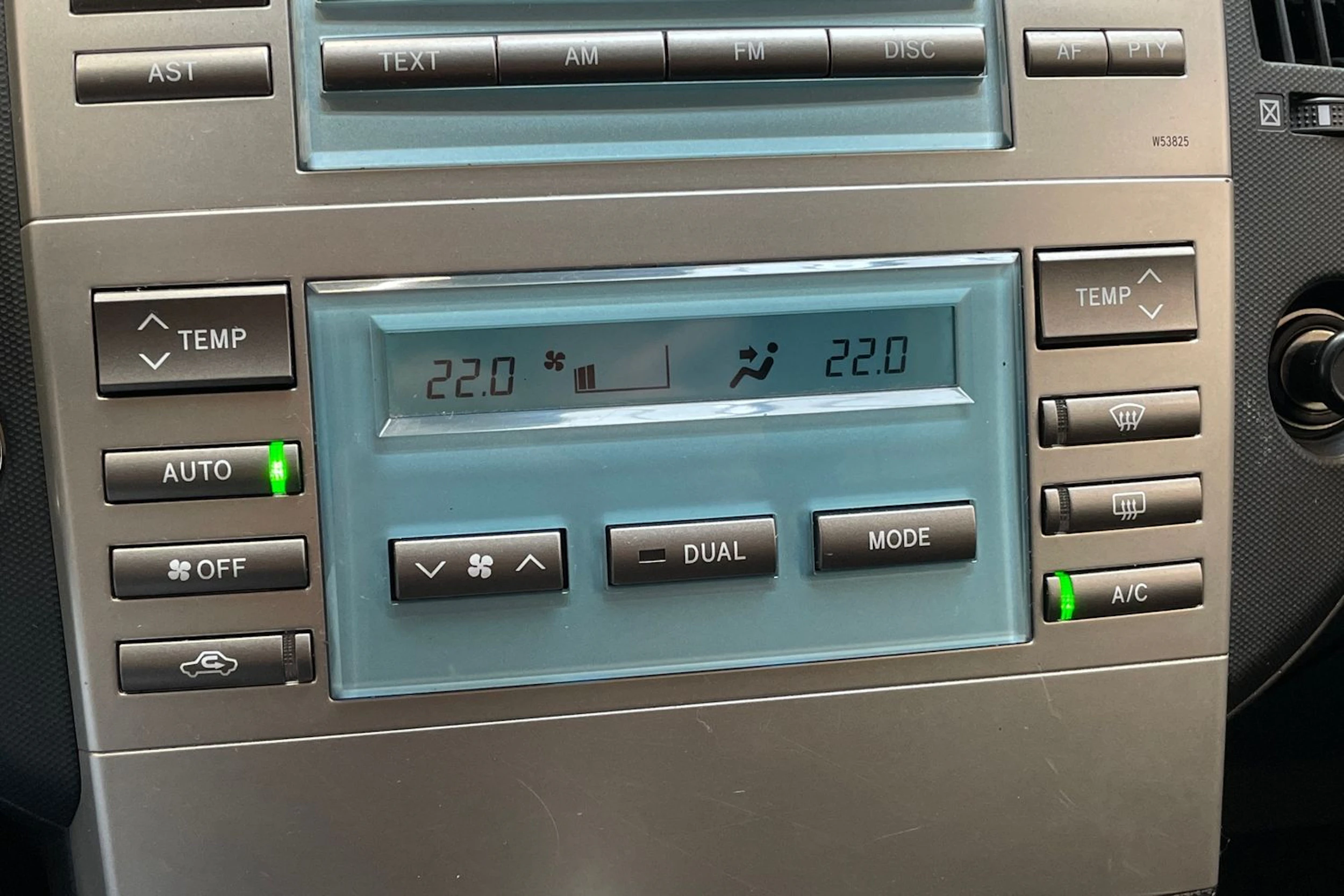 musta Toyota Corolla Verso 2009 kuva 16.