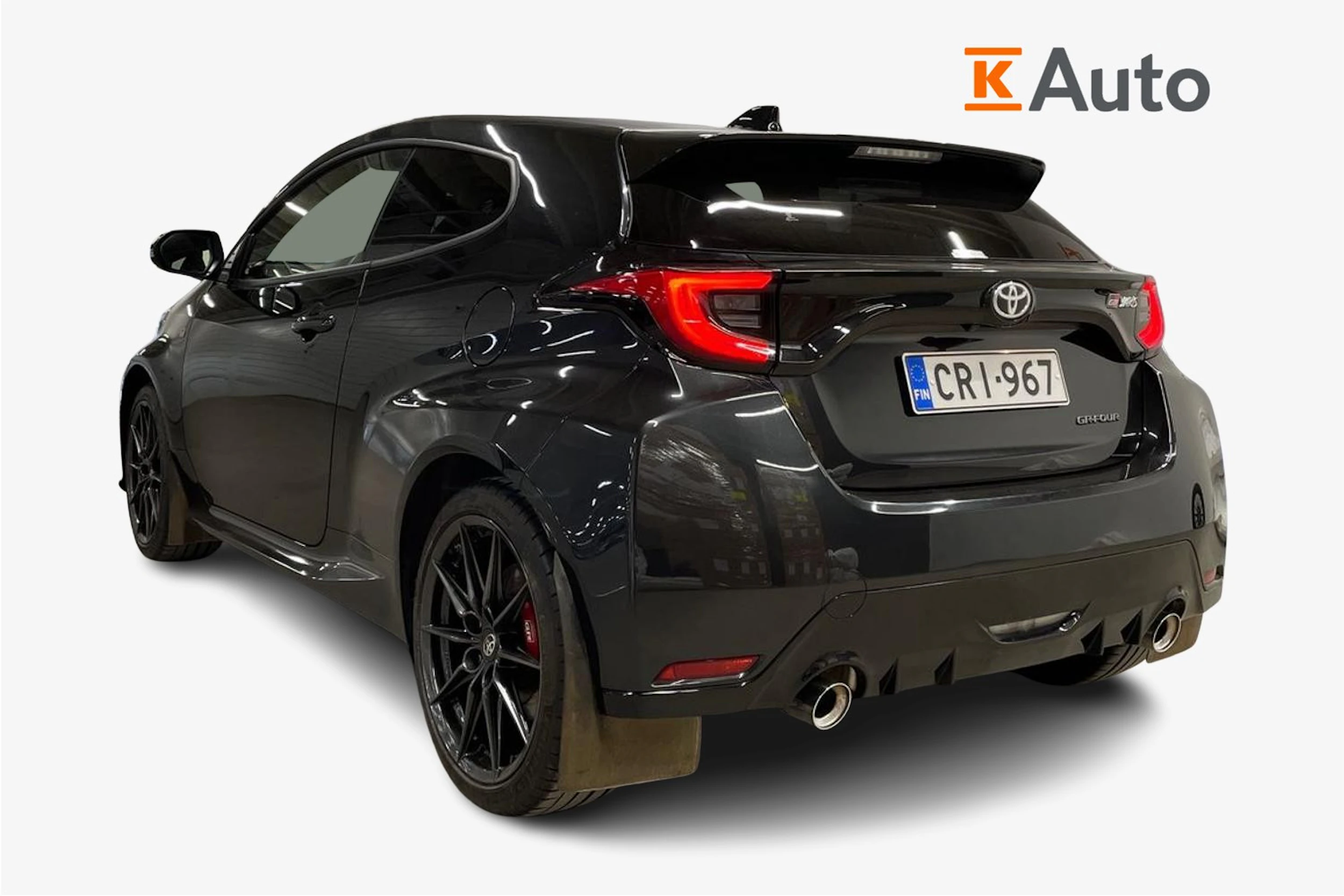 musta Toyota GR Yaris 2023 kuva 2.