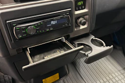 sininen Toyota HIACE 2011 kuva 19.