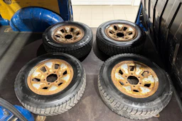 sininen Toyota HIACE 2011 kuva 25.