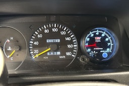 sininen Toyota Hiace 1997 kuva 16.