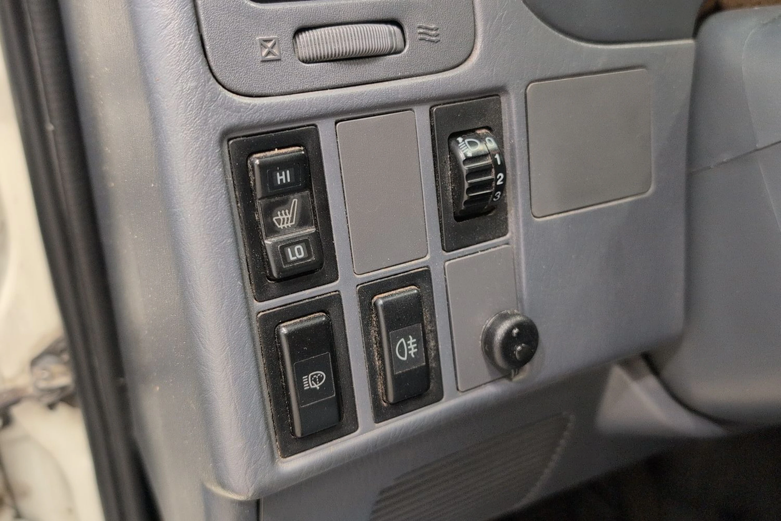 valkoinen Toyota Hiace 1998 kuva 18.