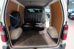 valkoinen Toyota Hiace 1998 kuva 19.
