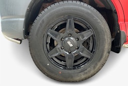 Punainen Toyota HIACE 1999 kuva 11.