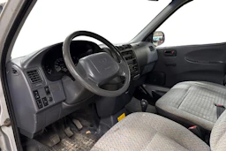 hopea Toyota Hiace 2000 kuva 3.